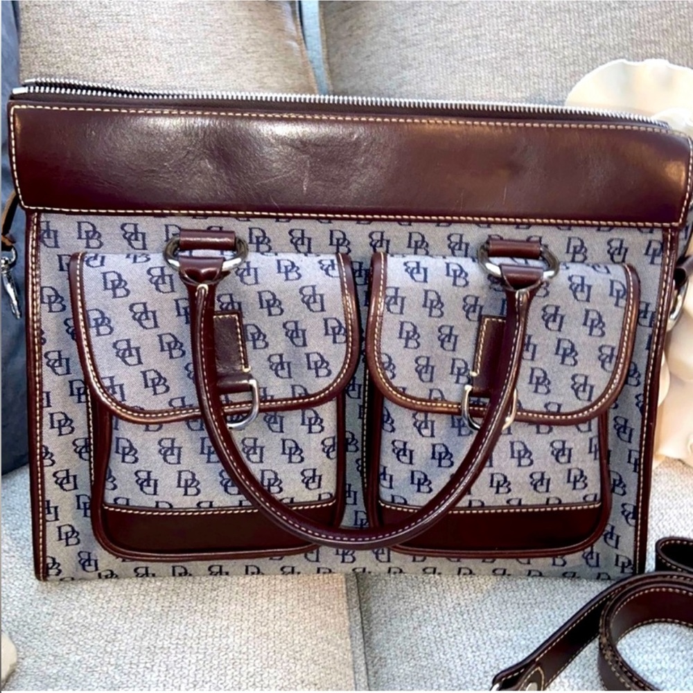 EUC. DOONEY & BOURKE BAG